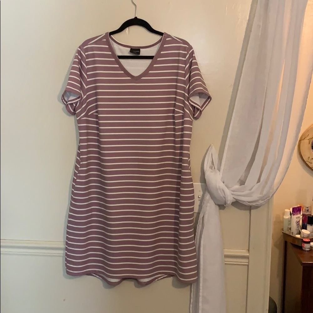 Cute & soft striped dress